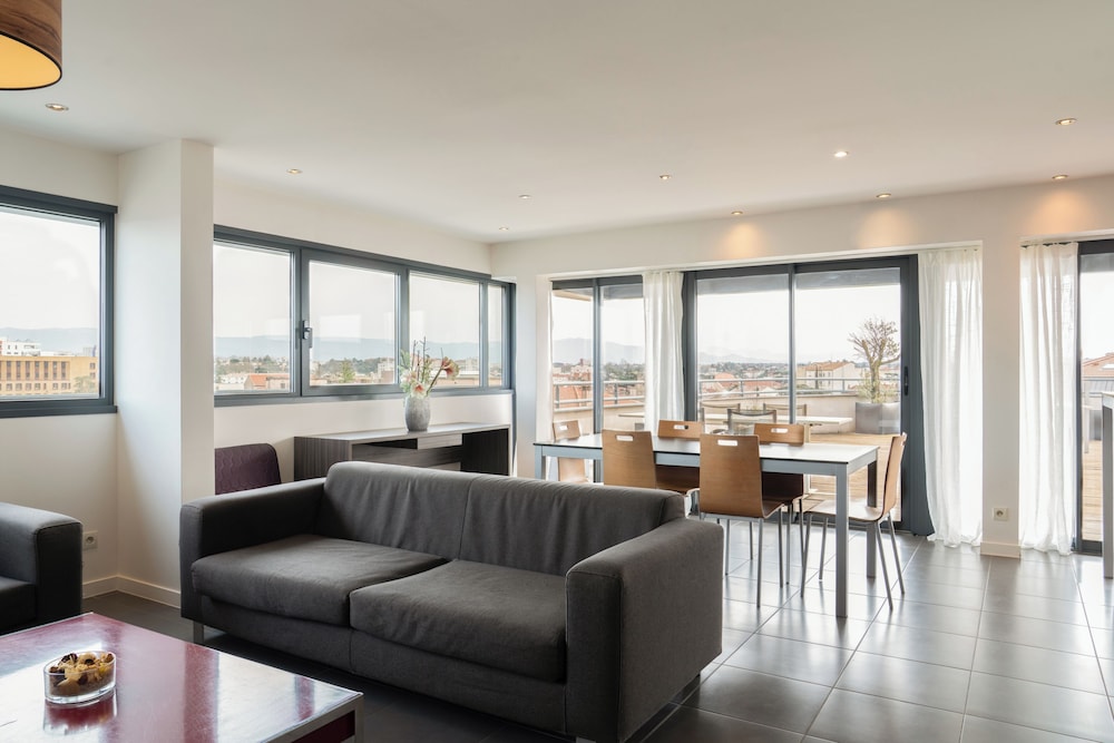 HEVEA APPART HOTEL 33/50