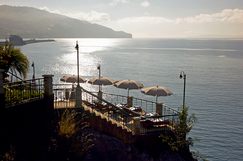 The Cliff Bay 36/43