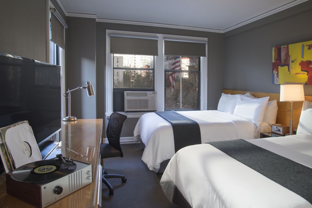 PREMIUM, 2 DOUBLE BEDS