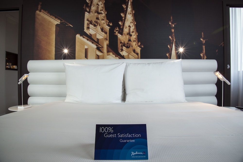 RADISSON BLU HOTEL NANTES 55/68