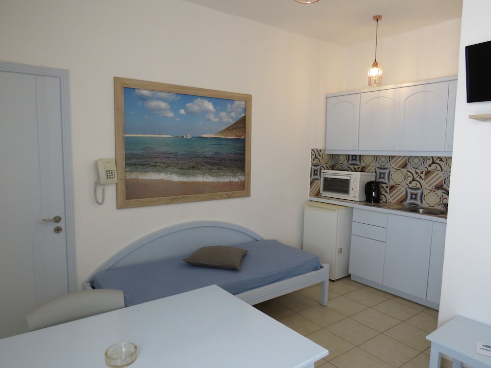 Blue Beach Villas Apartments 32/61