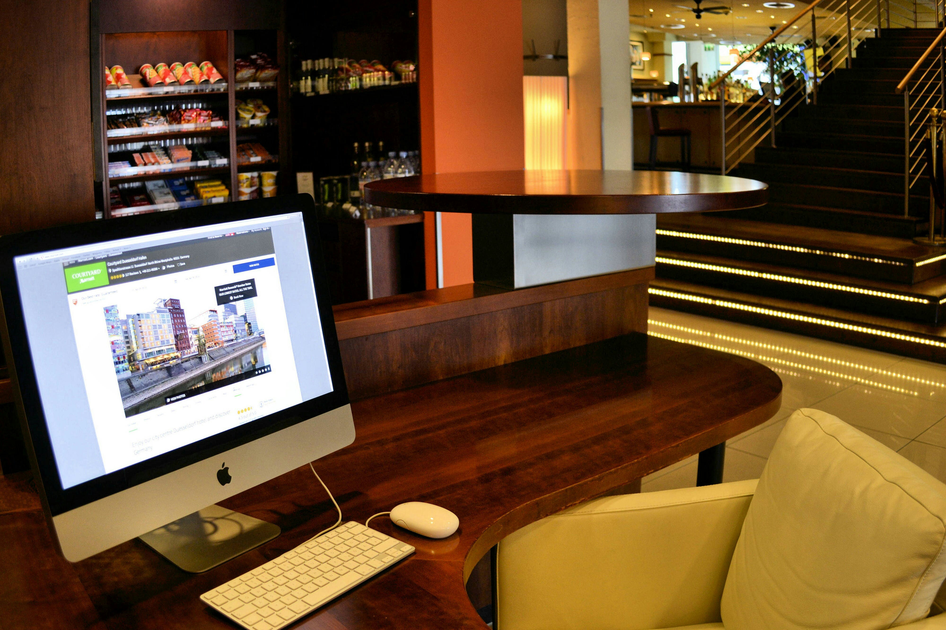 Courtyard By Marriott Dusseldorf Hafen 7/8
