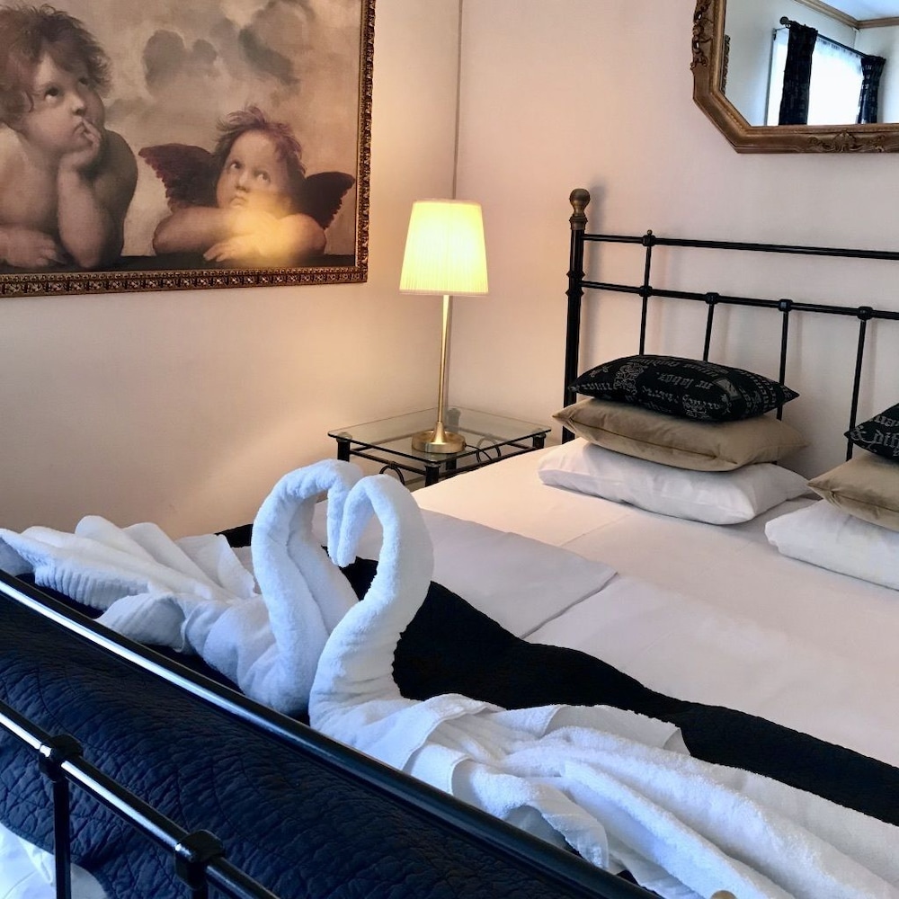 Reenskaug Hotel 13/50