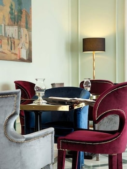 Grand Santa Lucia Hotel 37/43