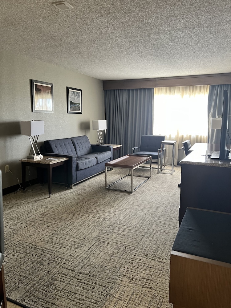 DoubleTree by Hilton Augusta 34/56