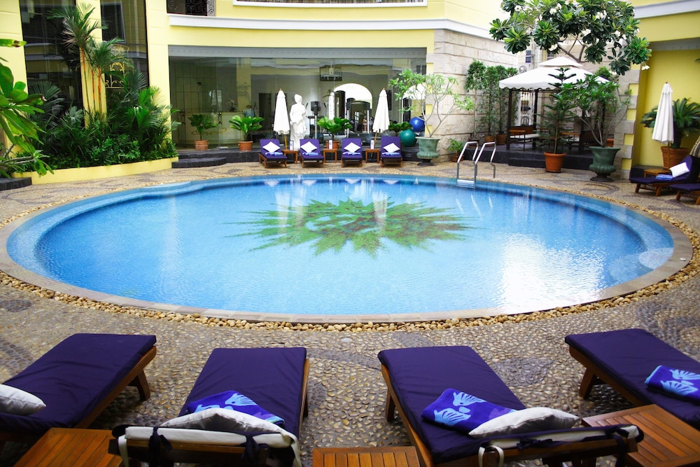 Four Seasons Place Pattaya 77/80