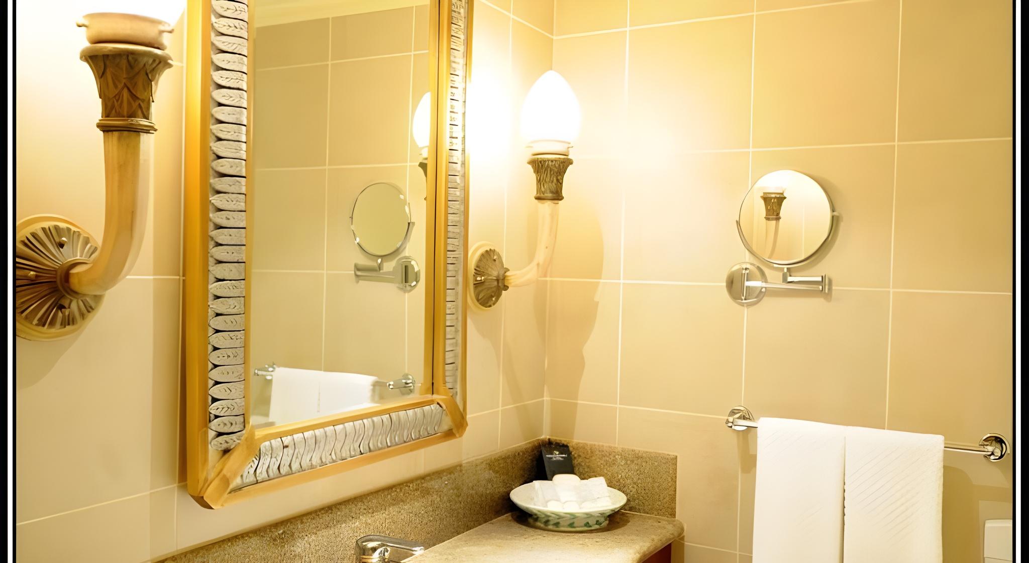 Deluxe Suite (4TH Floor)