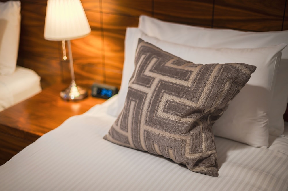 The Knight Residence by Mansley Serviced Apartments 23/46
