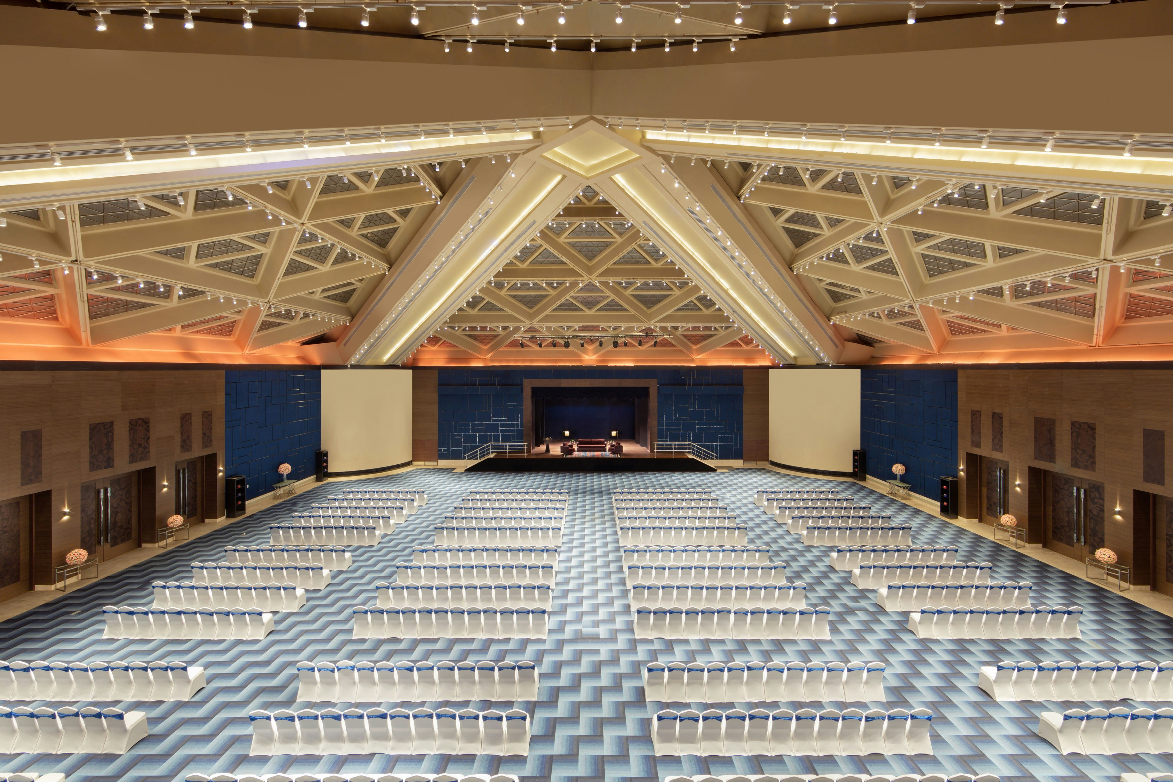 Sheraton Grand Bengaluru Whitefield Hotel and Convention Center 70/74