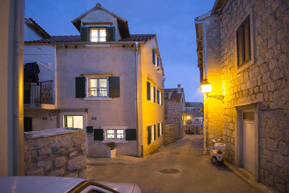 Villa Daky 44/50