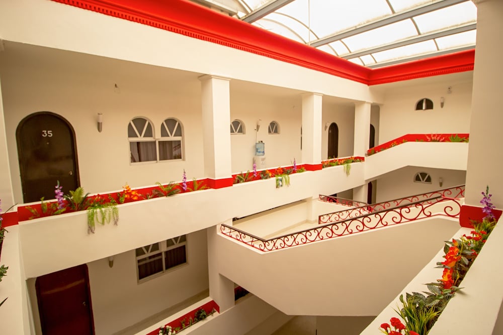 Hotel El Espanol Centro Historico by Kavia 9/43