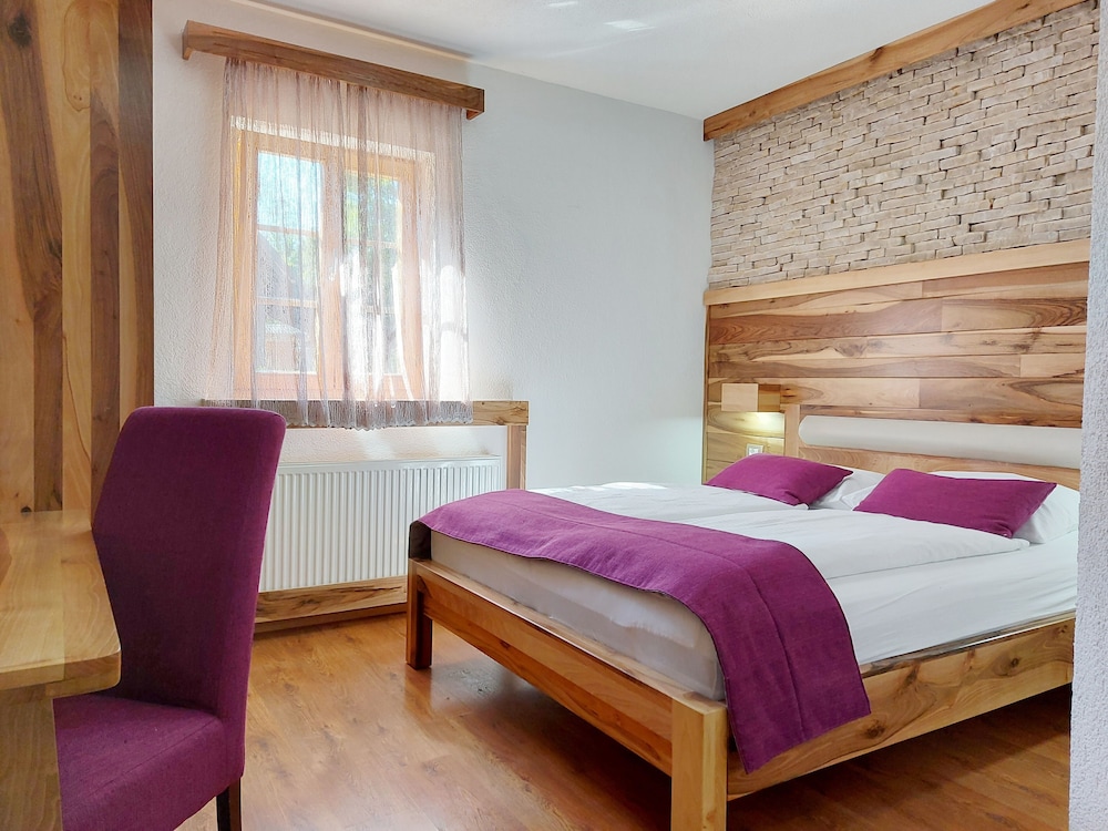 Plitvice Ethno House 8/24