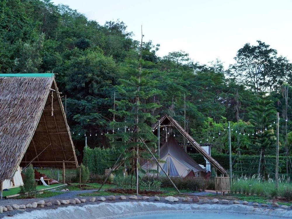 Yellowstone Camps Resort Khao Yai in PAK CHONG