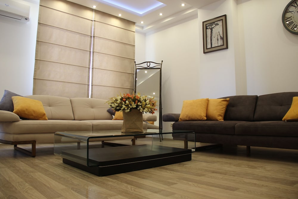 Maxela Apartments 36/50