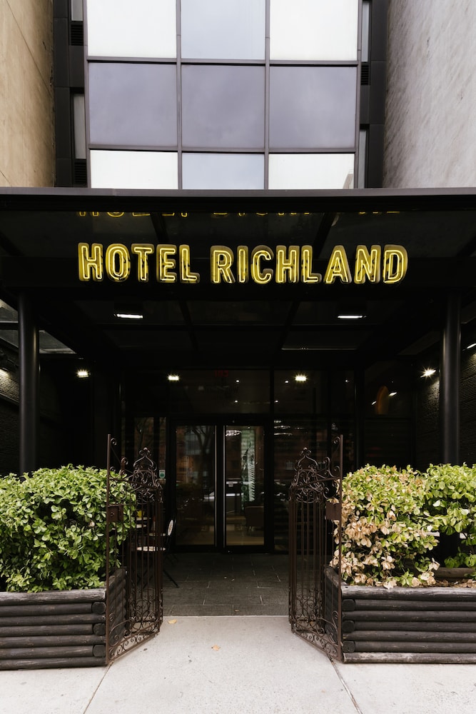 Hotel Richland LES 3/50