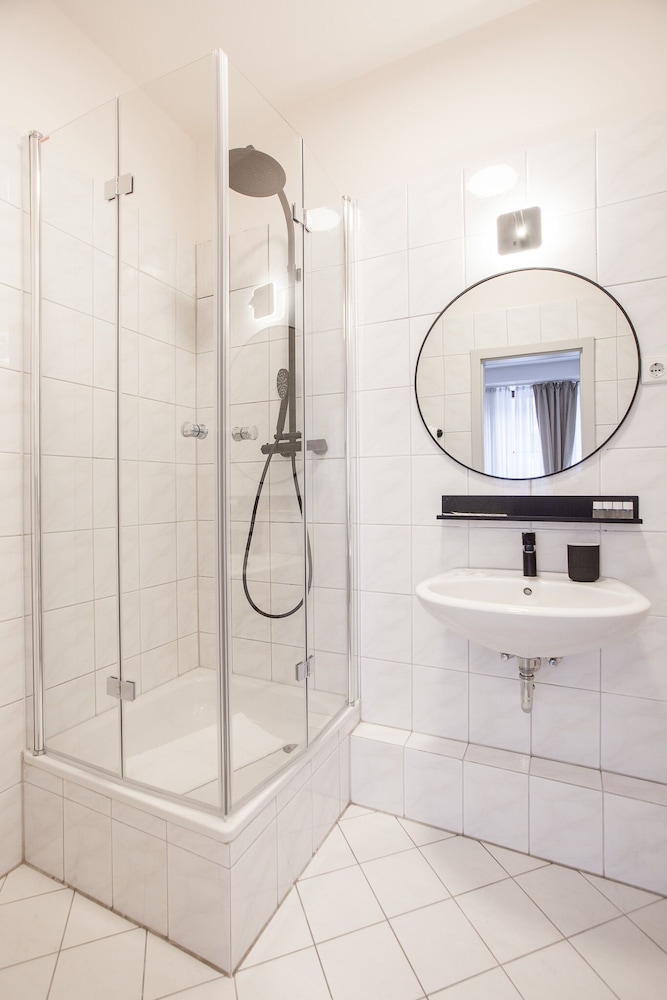 TM Hotel Düsseldorf 23/23