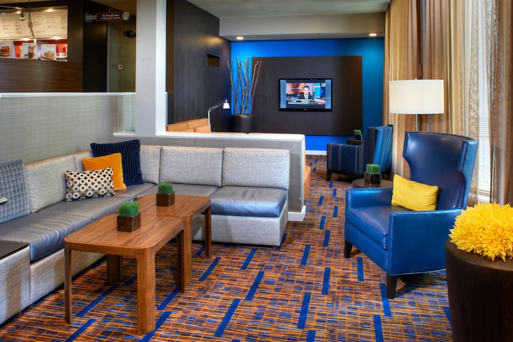 Courtyard Columbus Worthington 32/50