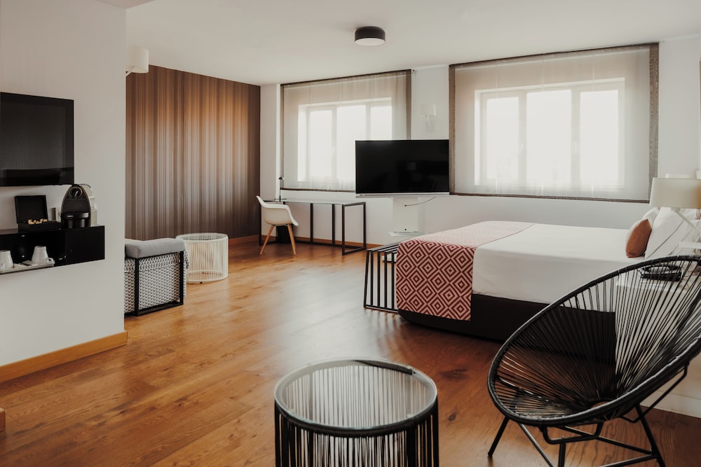 Rafaelhoteles Atocha 44/68