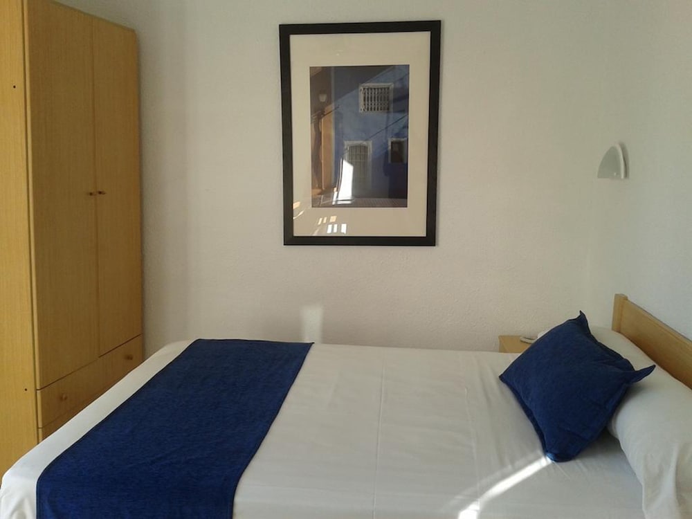 Hostal El Mercat 18/60