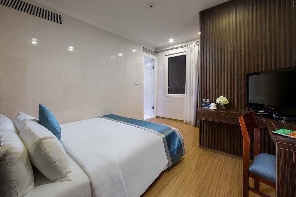 Danly Hotel 21/52