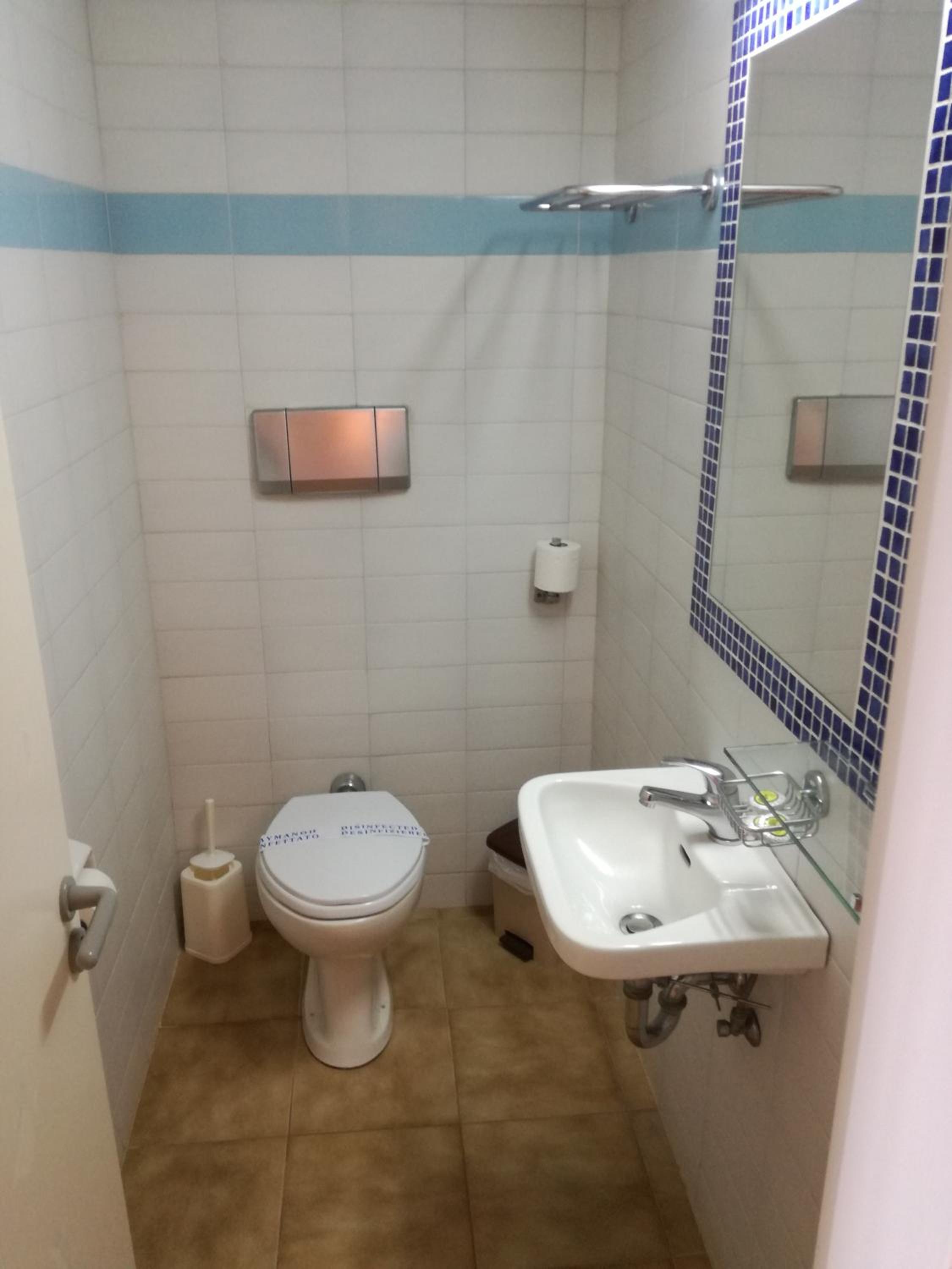 APOLLON SUITES 49/50