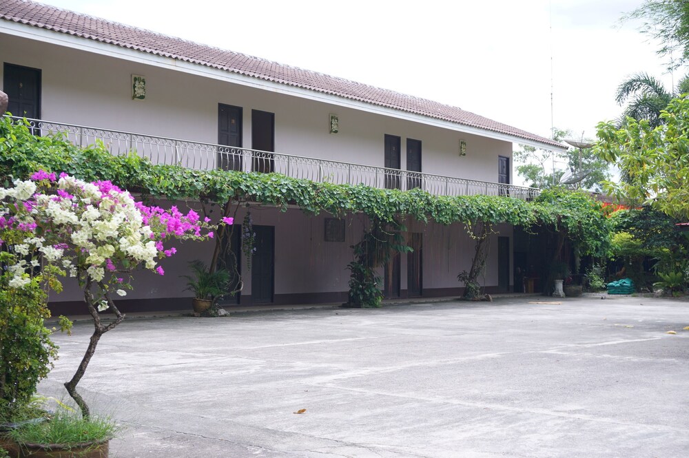 Ploenjai Hotel Ranong 11/48