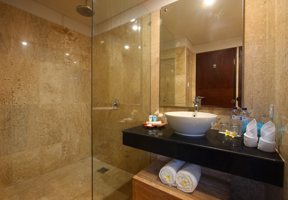 Destiny Boutique Hotel 30/34