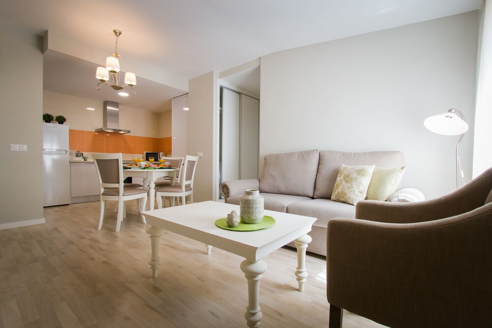 HOLIDAYS2MALAGA SUITES APARTMENTS 29/51