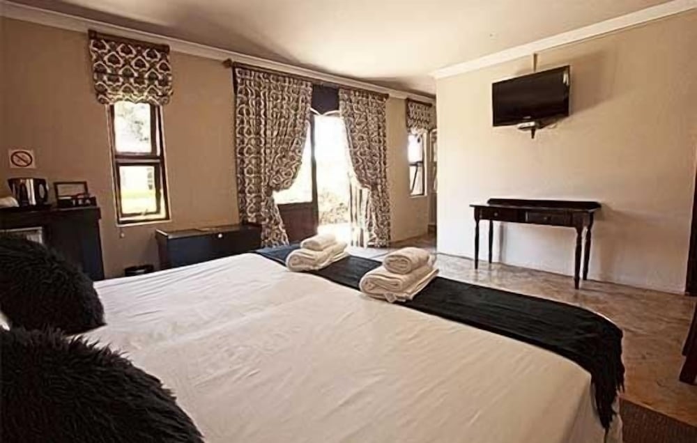 Accolades Boutique Venue 14/49