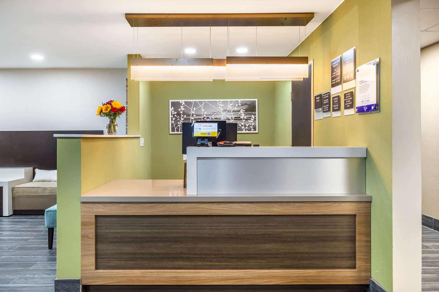Sleep Inn & Suites Salina I-135 7/26