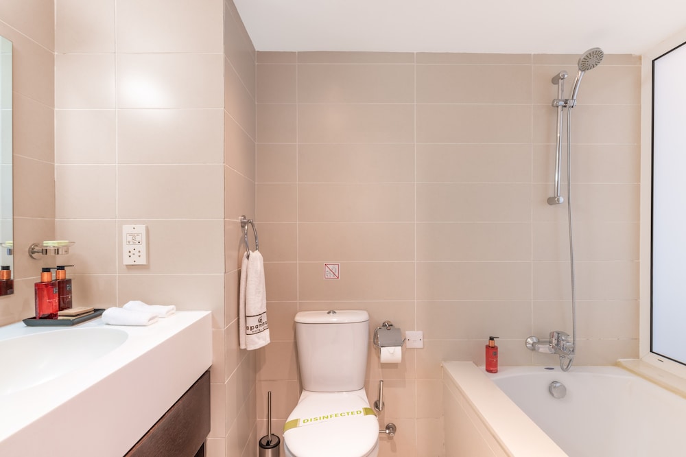 Napa Mermaid Hotel Suites 90/90