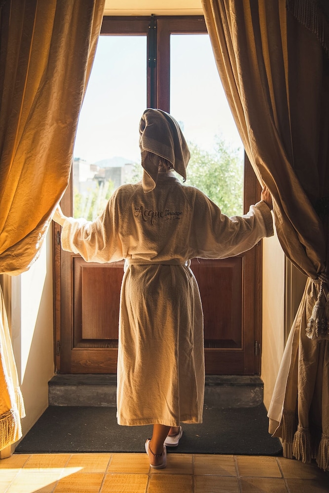 Villa Del Gattopardo Suites & Spa 25/50