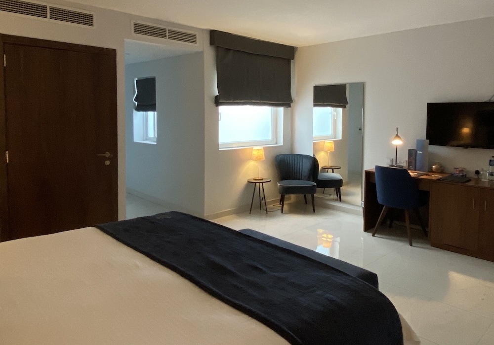 The Duke Boutique Hotel 15/50