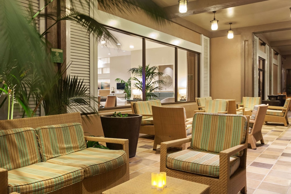 Sonesta Redondo Beach Marina 38/39