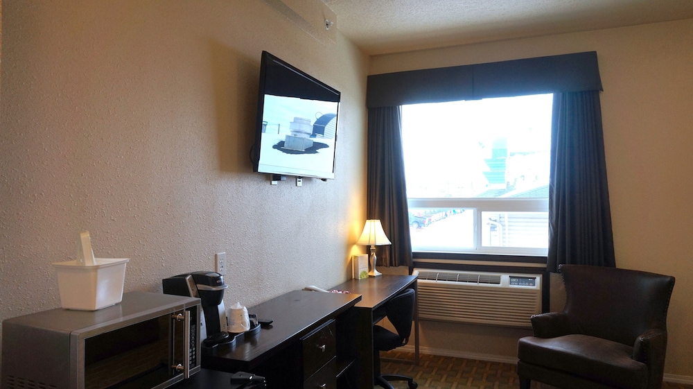 High Point Inn & Suites Peace River 19/31