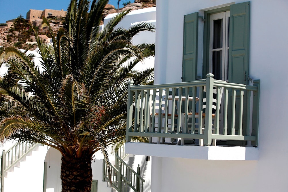 Olia Hotel 7/59