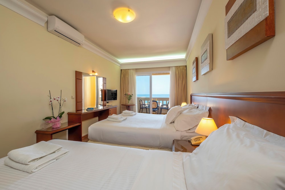 Porto Alegre Hotel 16/70
