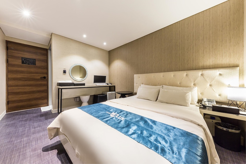 Hotel The Blue Cheonho 11/21