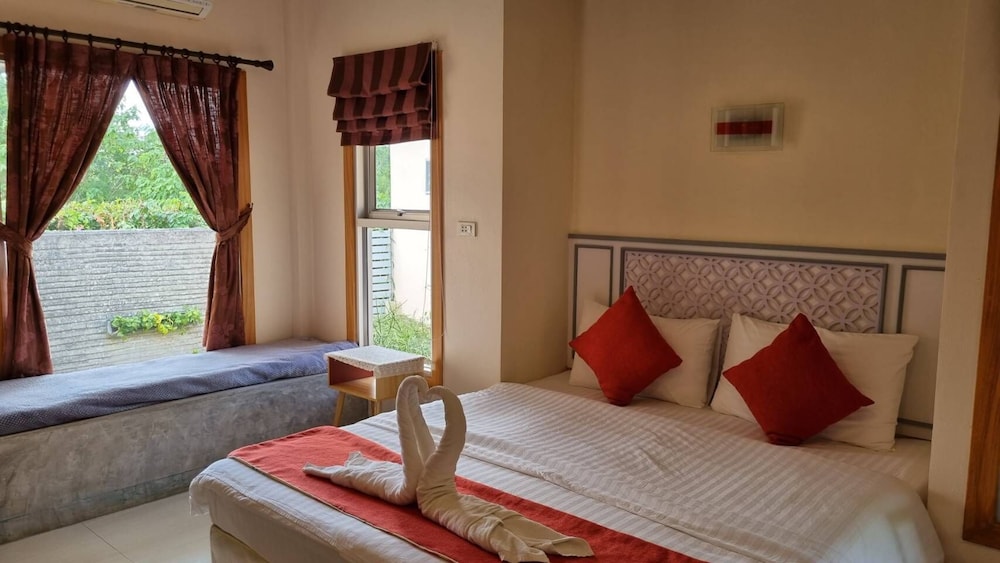 Dusit Talai Resort 14/100