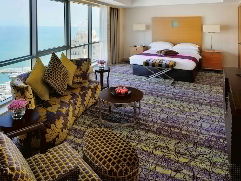 Qabila Westbay Hotel by Marriott 25/65