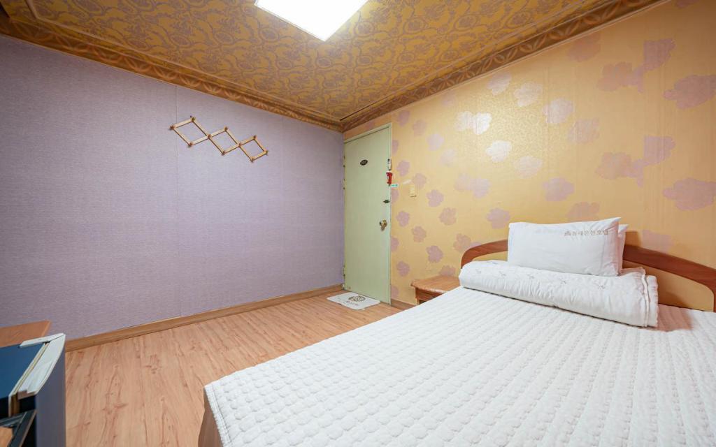 Goodstay Dongrae Oncheon Hotel 8/32