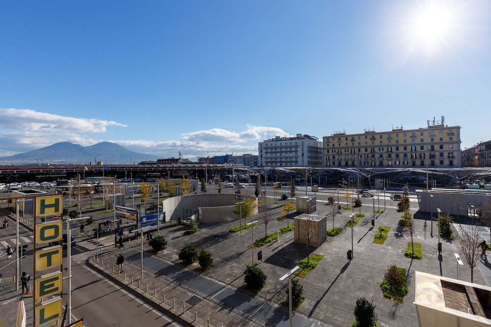 Hotel Bella Napoli Suites 37/67