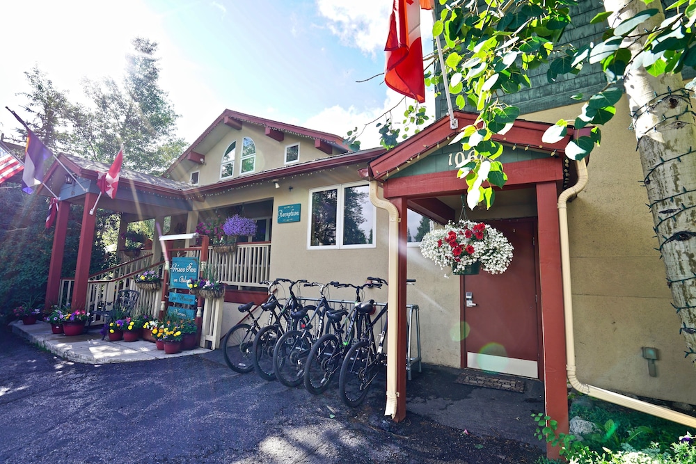 Frisco Inn on Galena Street 44/50