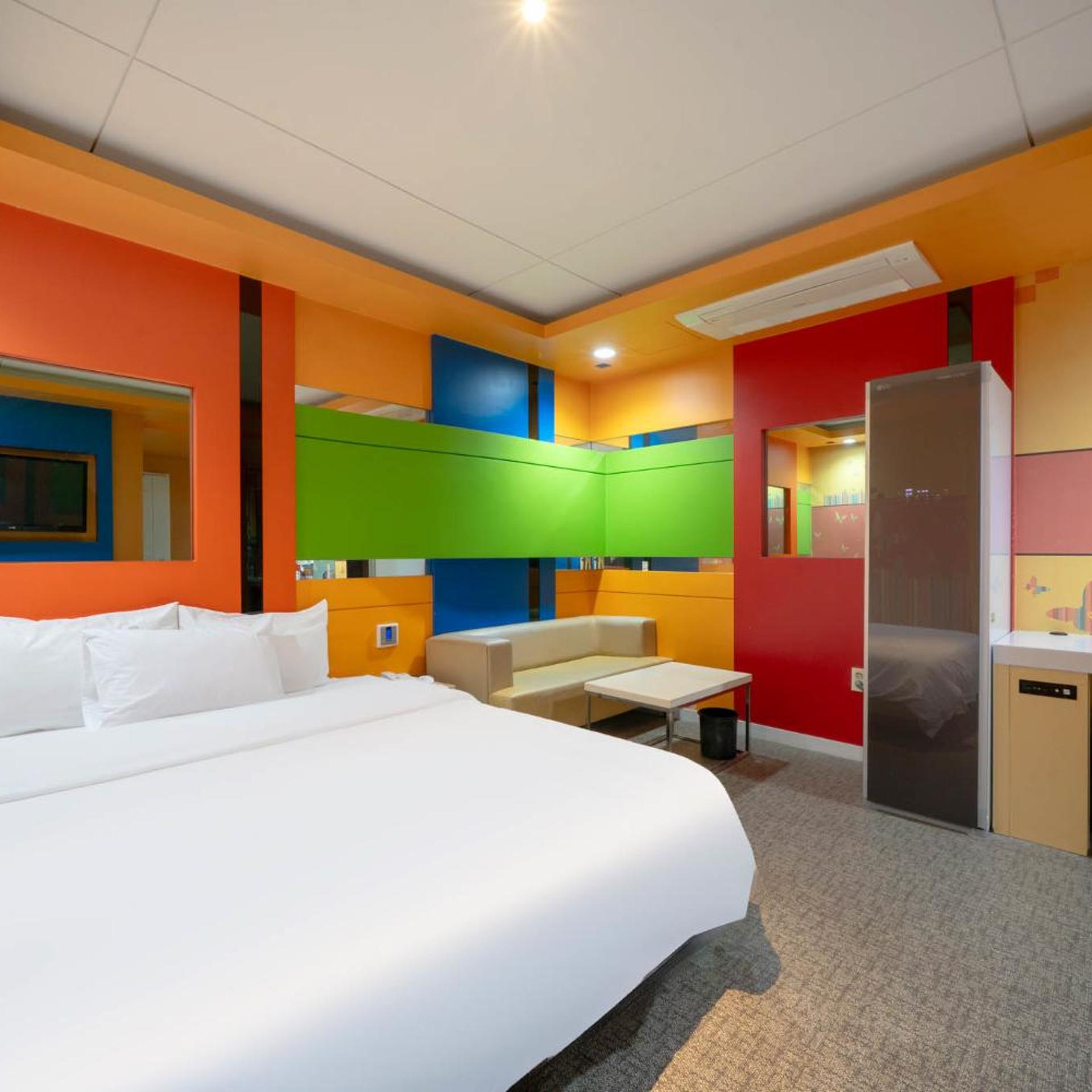 Ava Hotel Changwon 16/99