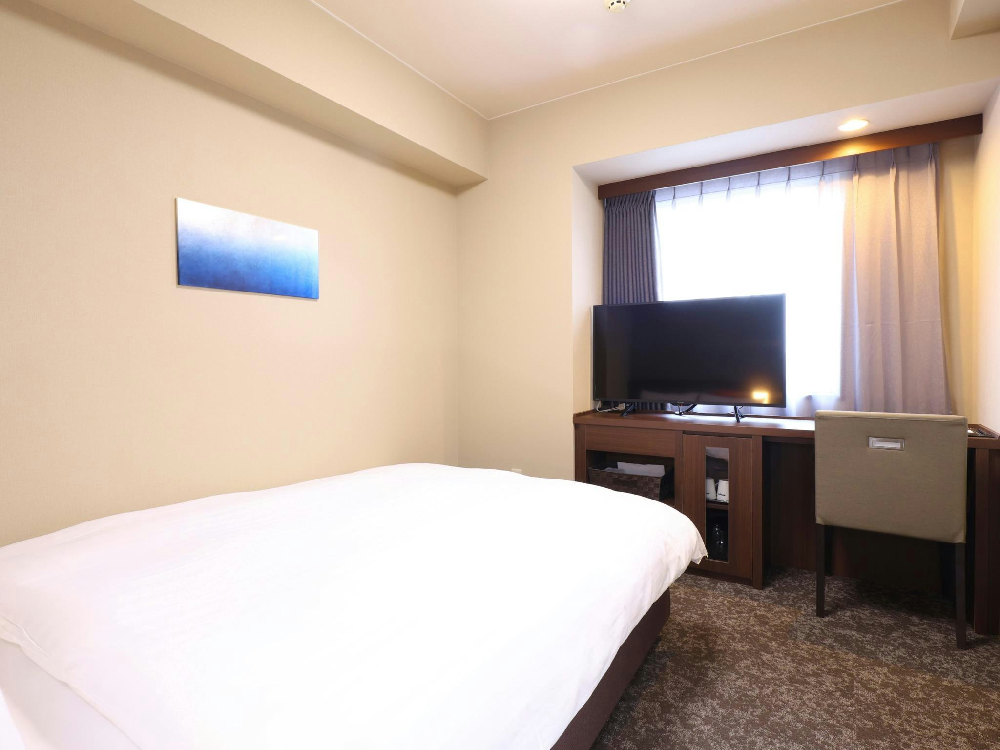 Room, Double Bed
