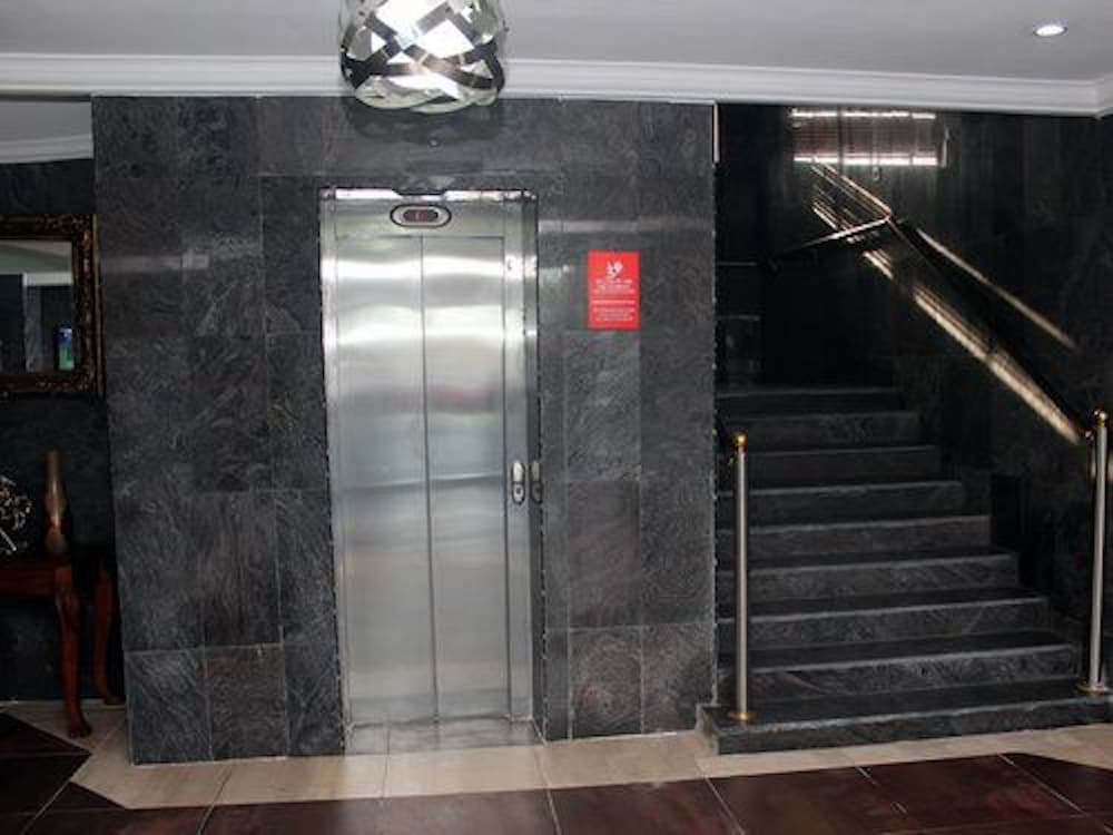 Eastgate Hotel Lekki 3/61