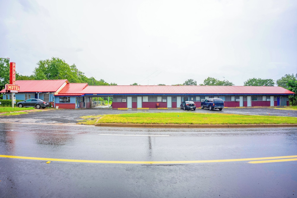 Budget Inn By OYO Palestine TX Hwy 79 23/30