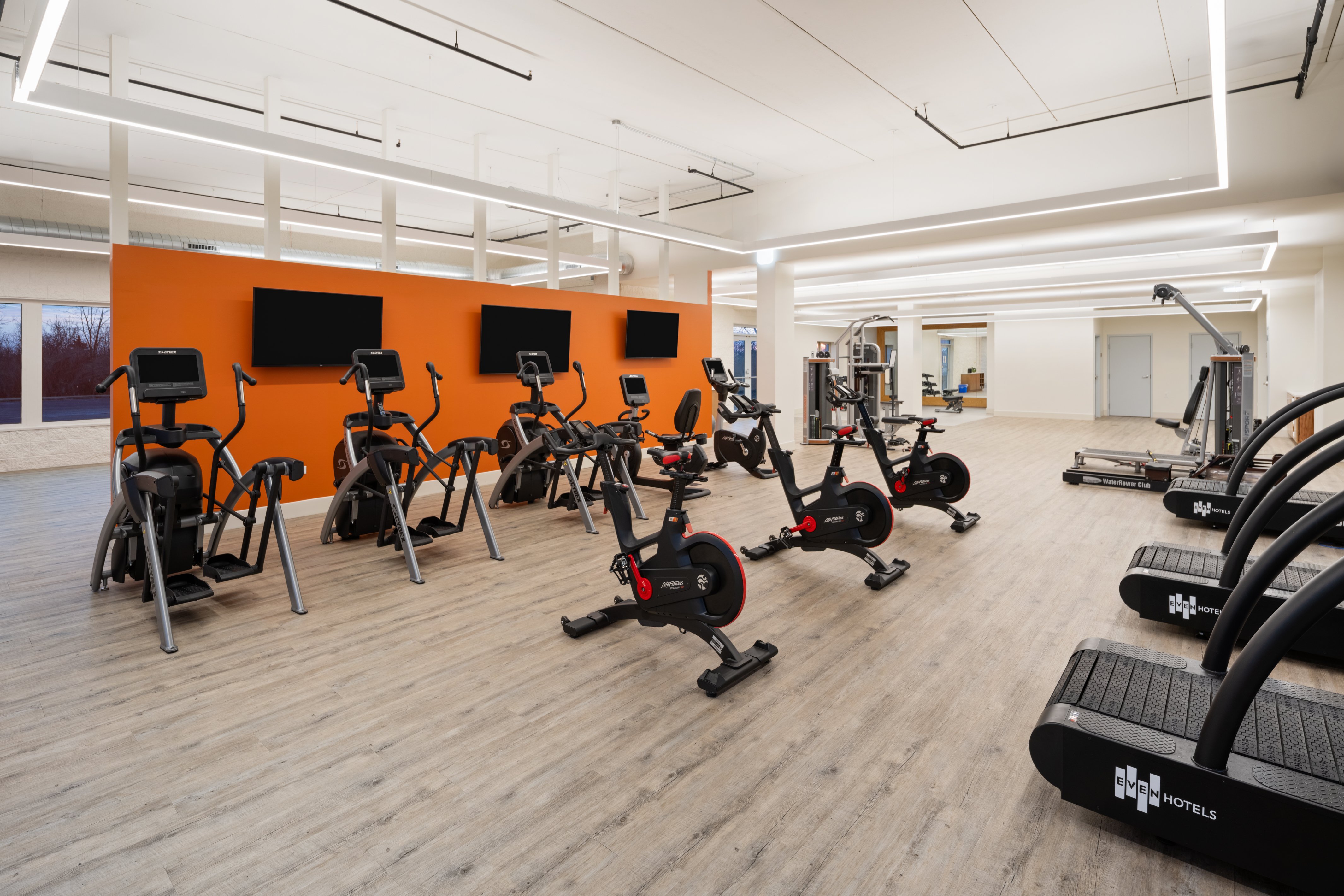 EVEN Hotel Chicago Tinley Park-Conv Ctr, an IHG Hotel 40/77