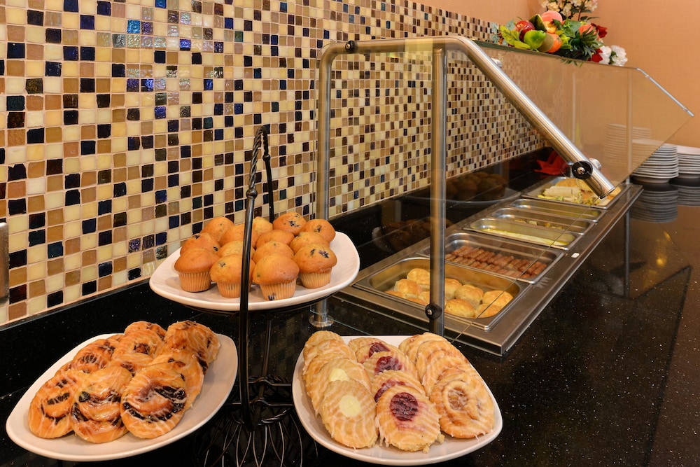 Holiday Inn Montgomery Airport South 61/80