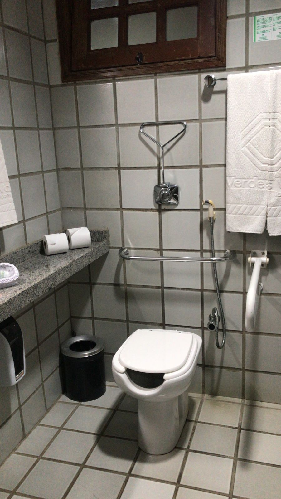 VERDES VALES LAZER HOTEL 48/49